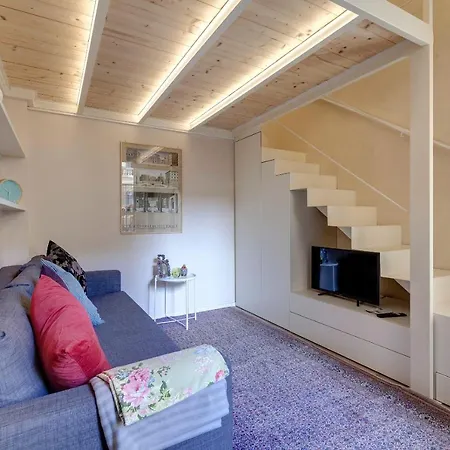 Central Berchet With Terrace And Private Entrance Apartment