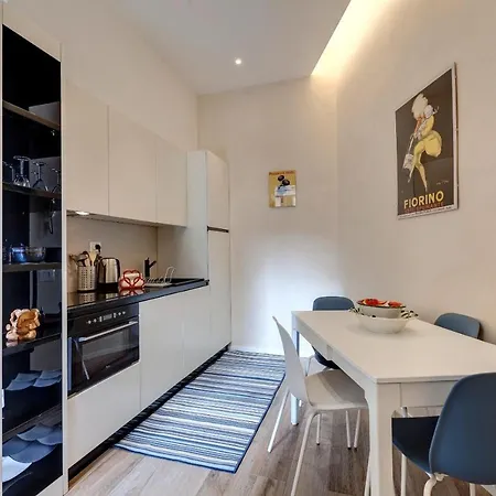 Apartment Central Berchet With Terrace And Private Entrance