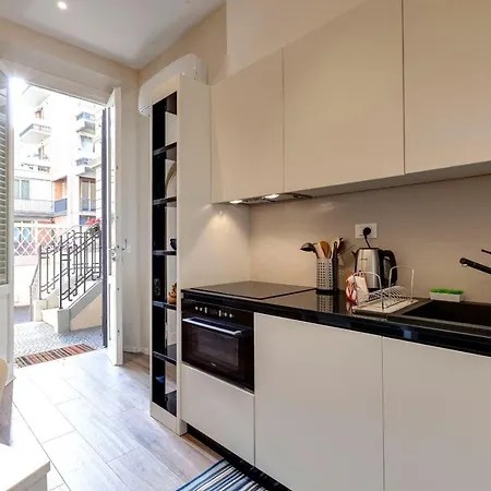 Central Berchet With Terrace And Private Entrance Florence